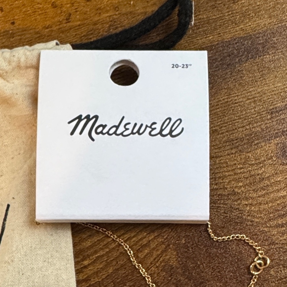 Madewell gold seashell Necklace - Picture 2 of 4
